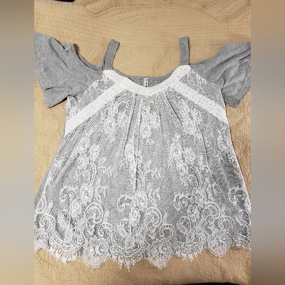 Rosegal 2XL Cold Shoulder Top - Picture 1 of 10